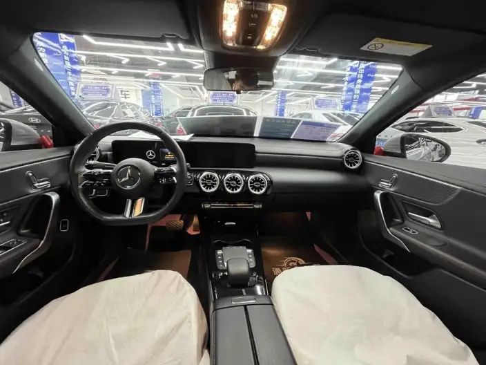 Mercedes-Benz A-class 2024 Model A 200 L Dynamic Edition – фото 7