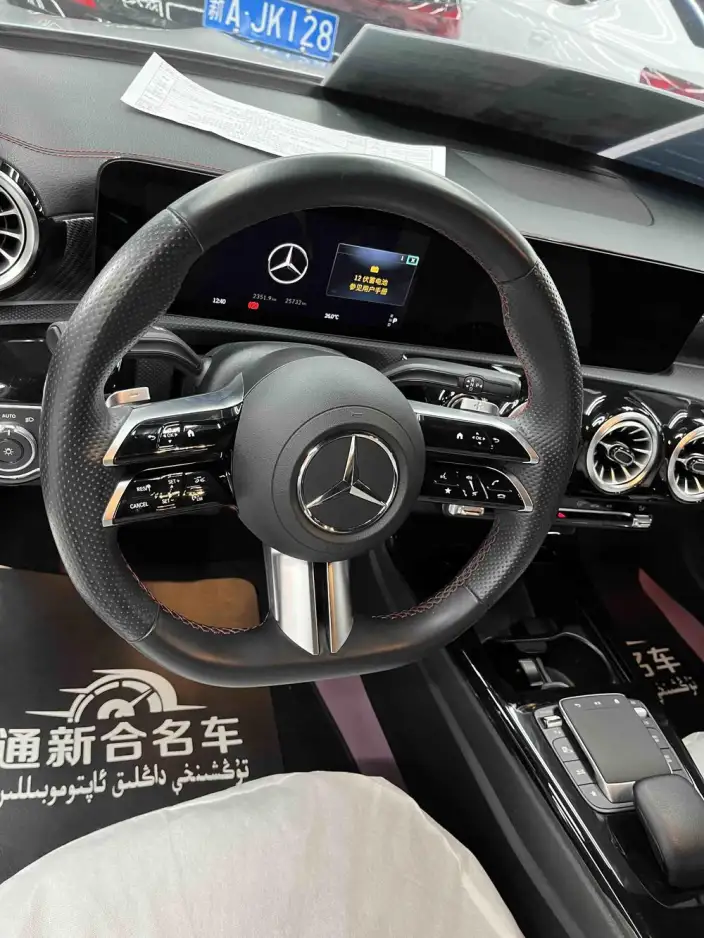 Mercedes-Benz A-class 2024 Model A 200 L Dynamic Edition – фото 8