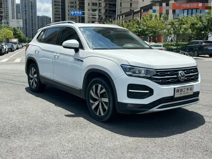 Volkswagen Tayron 2022 Model 330TSI 2WD Luxury Zhilian Edition – фото 3