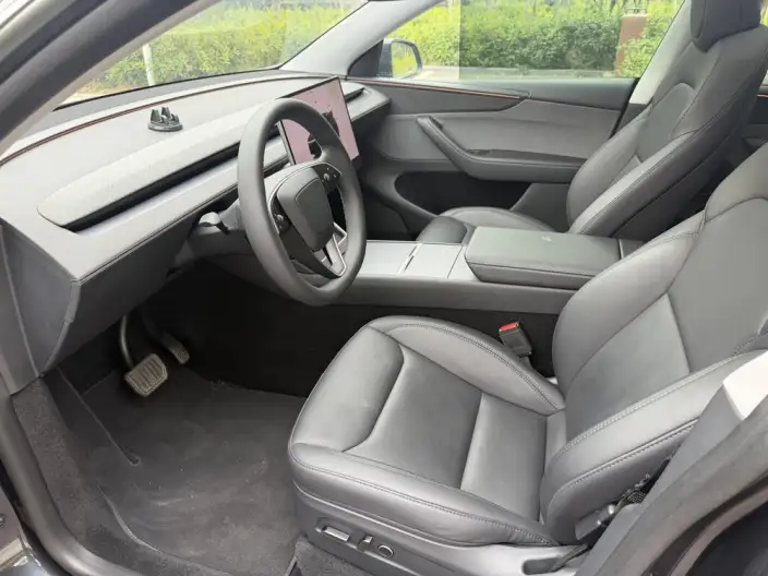 Model Y 2025 Model Rear-wheel drive version – фото 10