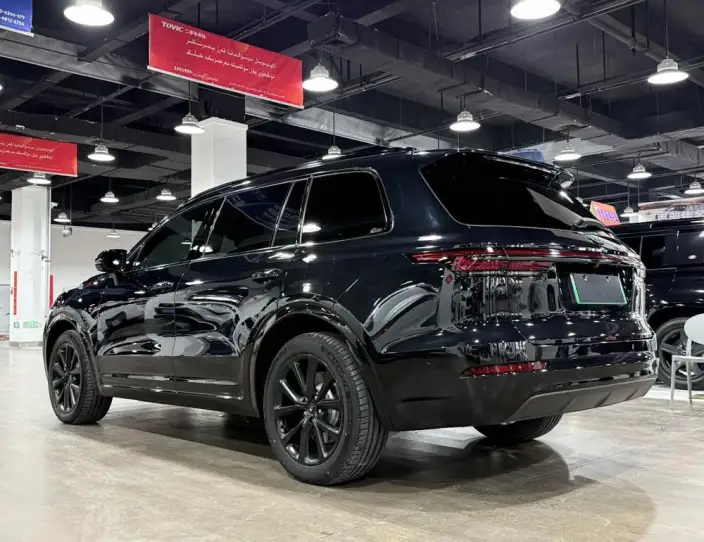 Li Auto ONE 2021 Model Extended Range 6 seat Edition – фото 4