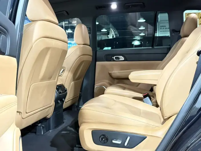 Li Auto ONE 2021 Model Extended Range 6 seat Edition – фото 9