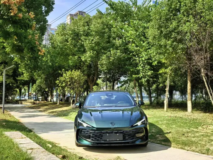MG7 2025 Model 2.0T Automatic Trophy+ Chao Class Smart Driving Edition – фото 2