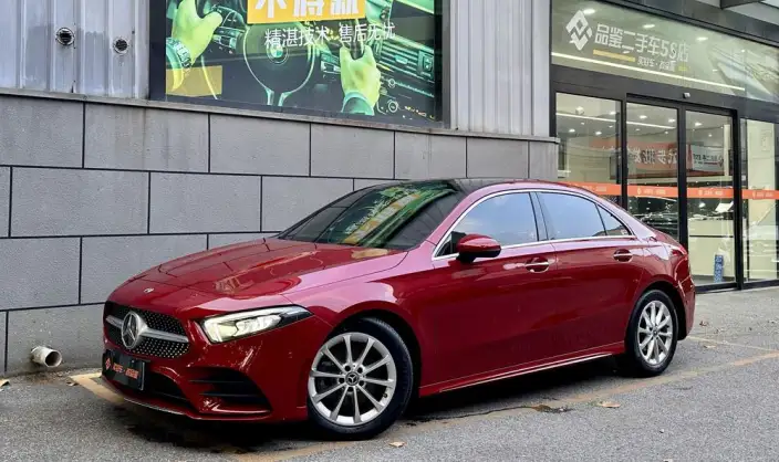 Mercedes-Benz A-class 2020 Model Facelift A 200 L Sports sedan Fashion Model – фото 1