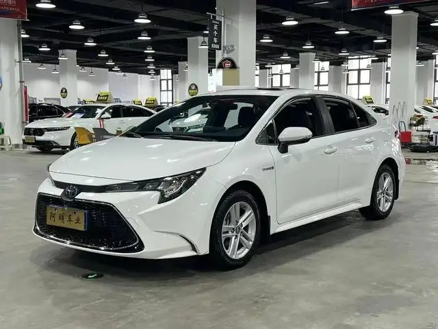 Toyota Levin 2022 Model Hybrid 1.8H E-CVT Leading version – фото 1