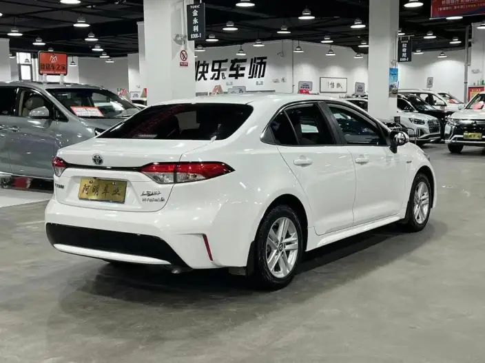 Toyota Levin 2022 Model Hybrid 1.8H E-CVT Leading version – фото 6