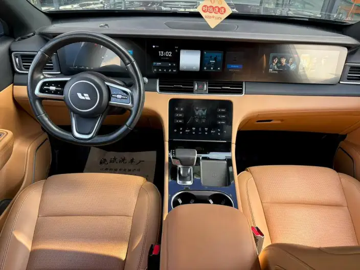 Li Auto ONE 2021 Model Extended Range 6 seat Edition – фото 7
