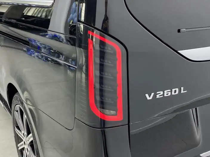 Mercedes-Benz V-Class 2021 Model V 260 L Long wheelbase Deluxe Edition – фото 8