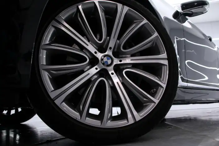 BMW 7 Series 2021 Model 740Li Leading Model M Sports Set – фото 9
