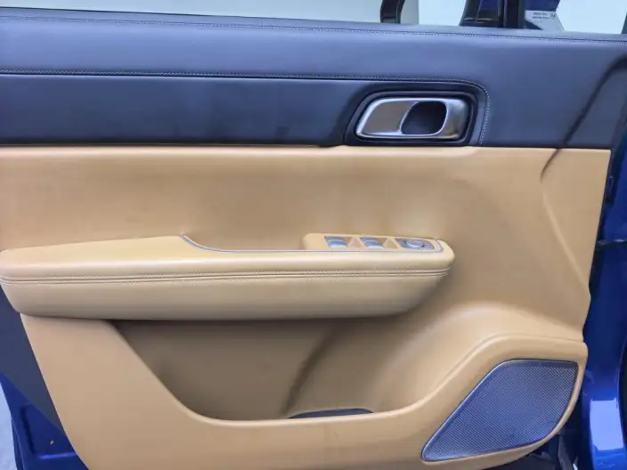 Li Auto ONE 2020 Model Extended Range 6 seat Edition – фото 10
