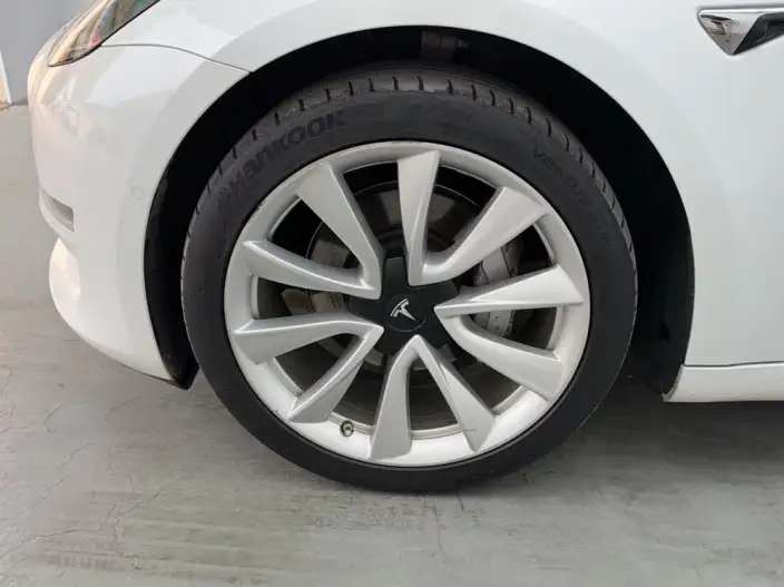 Model 3 2020 Model Facelift Long Battery Life Pro Rear-wheel drive version – фото 9