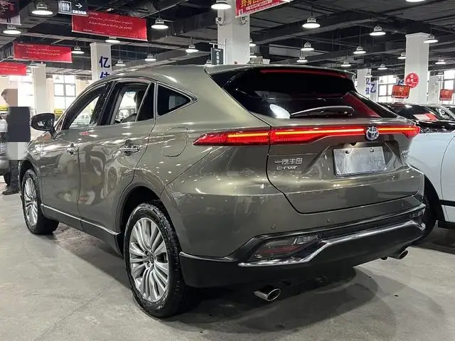 Toyota Harrier 2023 Model Intelligent Hybrid 2.5L E-CVT 4WD Deluxe Edition – фото 4