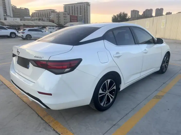 Nissan Sylphy 2021 Model 1.6L XL CVT Yuexiang Edition – фото 7