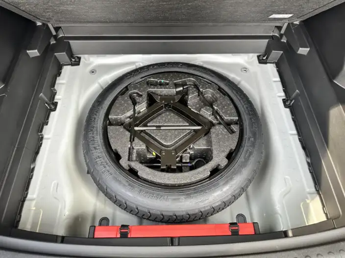 Geely Boyue L 2023 Model 1.5TD DCT Noble Model – фото 8