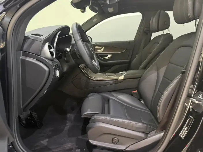 Mercedes-Benz GLC 2022 Model GLC 300 L 4MATIC Dynamic Model Collector Edition – фото 10