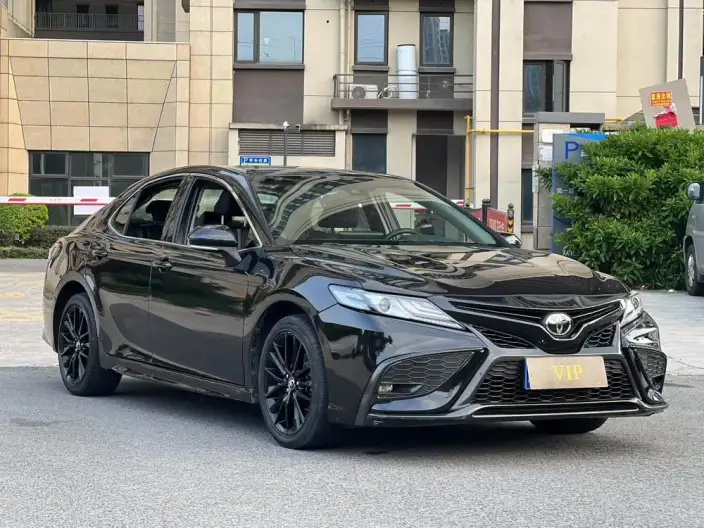 Toyota Camry 2022 Model 2.0S Knight Edition – фото 3