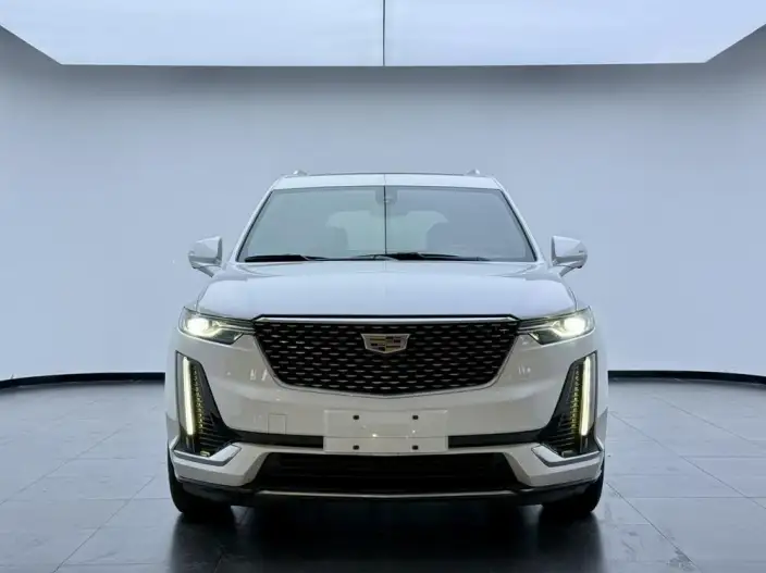 Cadillac XT6 2021 Model 28T VI seat 4WD Fashion Model – фото 2