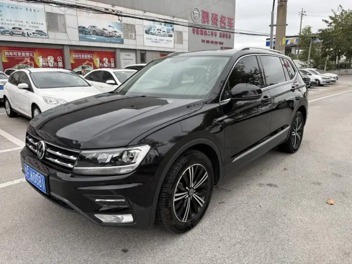Volkswagen Tiguan L 2021 Model 330TSI Automatic 2WD Smart Edition – фото 1