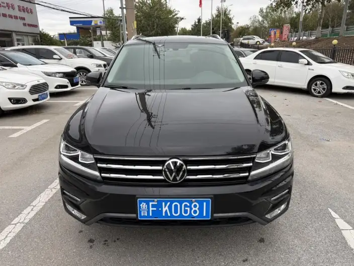 Volkswagen Tiguan L 2021 Model 330TSI Automatic 2WD Smart Edition – фото 2