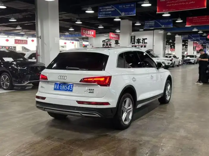 Audi Q5L 2023 Model 40T Luxury Dynamic Model – фото 6
