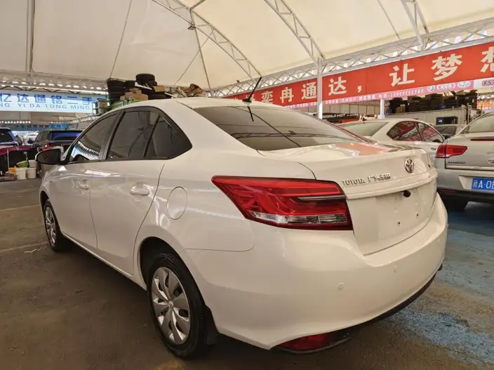 Toyota YARIS L Yaris Sedan 2021 Model 1.5L CVT Leading version – фото 4