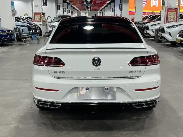 Volkswagen CC 2023 Model 380TSI Eye-catching version – фото 5