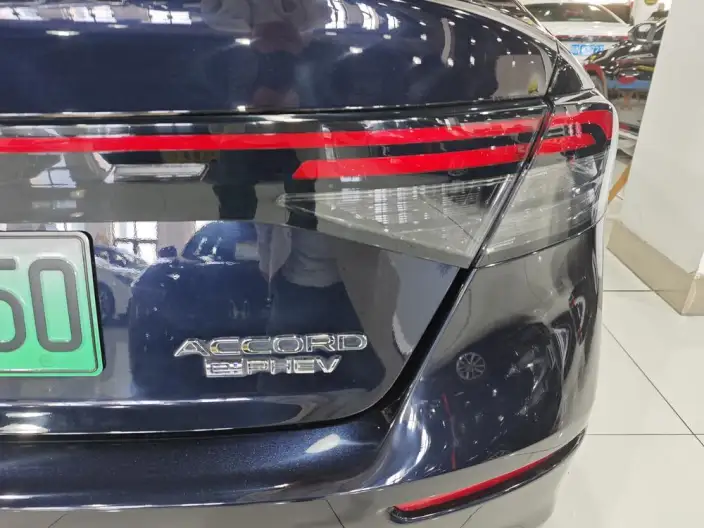 Honda Accord PHEV 2024 Model e:PHEV Deluxe Edition – фото 10