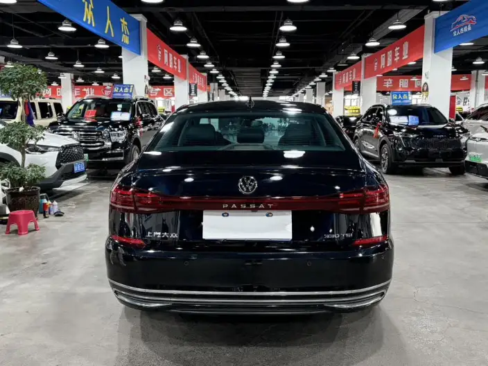 Volkswagen Passat 2022 Model 330TSI Elite Edition – фото 5
