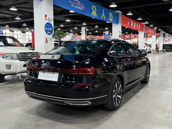 Volkswagen Passat 2022 Model 330TSI Elite Edition – фото 6