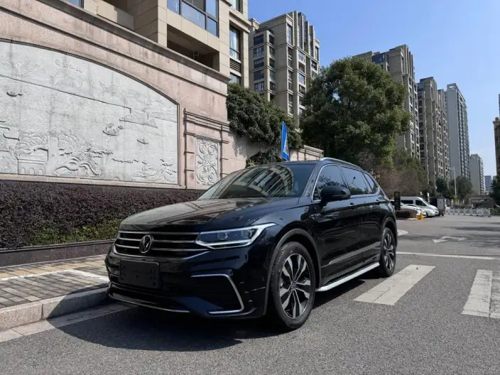 Volkswagen Tiguan L 2024 Model 330TSI 2WD R-Line Enjoy the version more