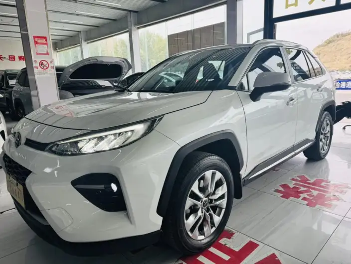 Toyota Wildlander 2022 Model 2.0L 2WD Luxury PLUS Edition – фото 1