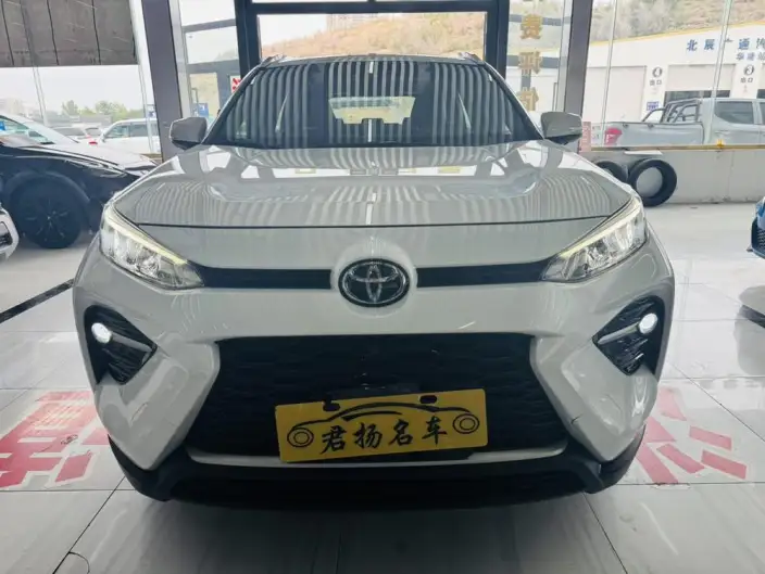 Toyota Wildlander 2022 Model 2.0L 2WD Luxury PLUS Edition – фото 2