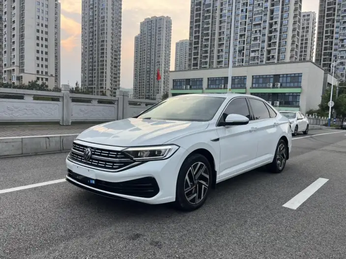 Volkswagen Sagitar 2025 Model 300TSI DSG Beyond Edition – фото 10