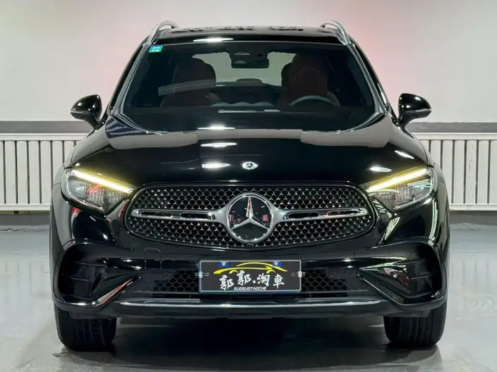 Mercedes-Benz GLC 2024 Model GLC 260 L 4MATIC Luxury Model 5 seat