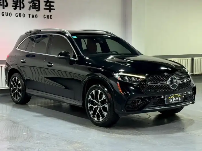 Mercedes-Benz GLC 2024 Model GLC 260 L 4MATIC Luxury Model 5 seat