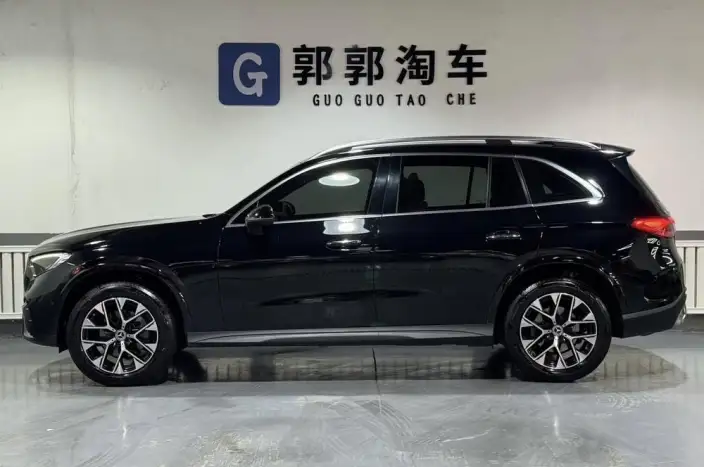 Mercedes-Benz GLC 2024 Model GLC 260 L 4MATIC Luxury Model 5 seat