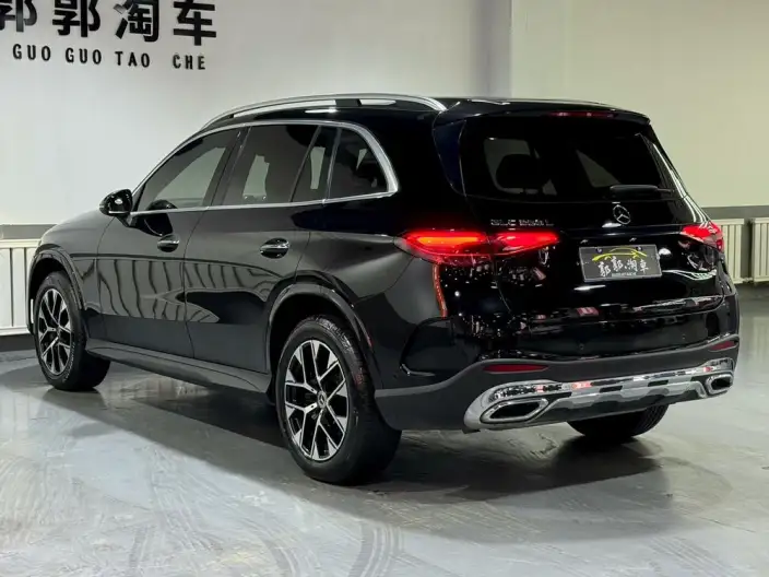 Mercedes-Benz GLC 2024 Model GLC 260 L 4MATIC Luxury Model 5 seat – фото 5