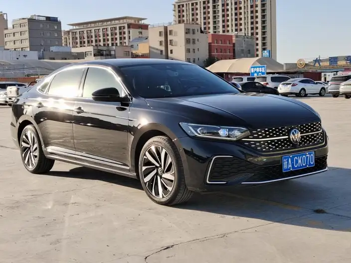 Volkswagen Passat 2022 Model 330TSI Starry sky Premium Edition – фото 3