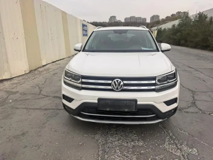 Volkswagen Tharu 2020 Model 330TSI 4WD Deluxe Edition PLUS China VI – фото 2