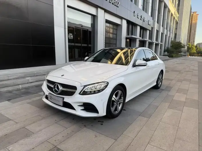 Mercedes-Benz C-Class 2021 Model C 260 L Sports Edition – фото 1