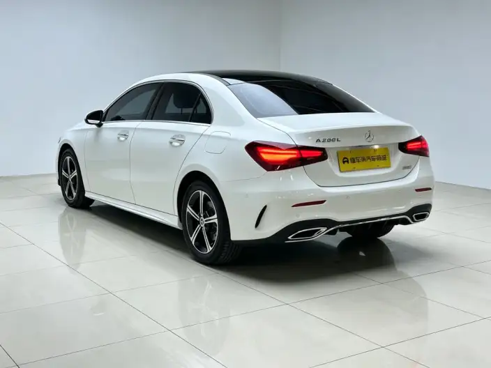 Mercedes-Benz A-class 2024 Model A 200 L Fashion Edition – фото 5