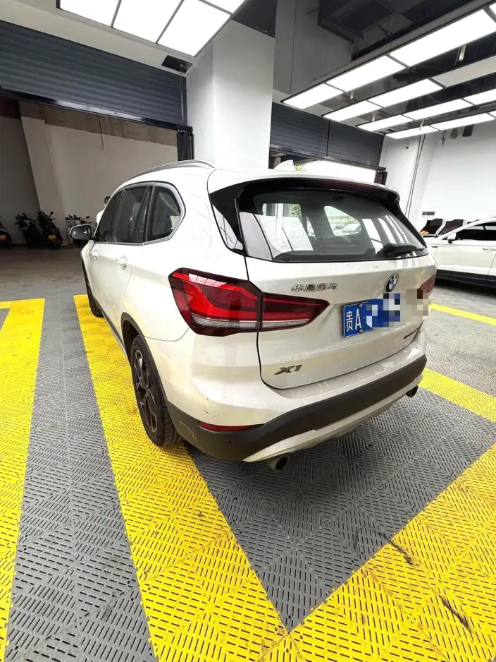 BMW X1 2020 Model sDrive20Li Exclusive Model – фото 4