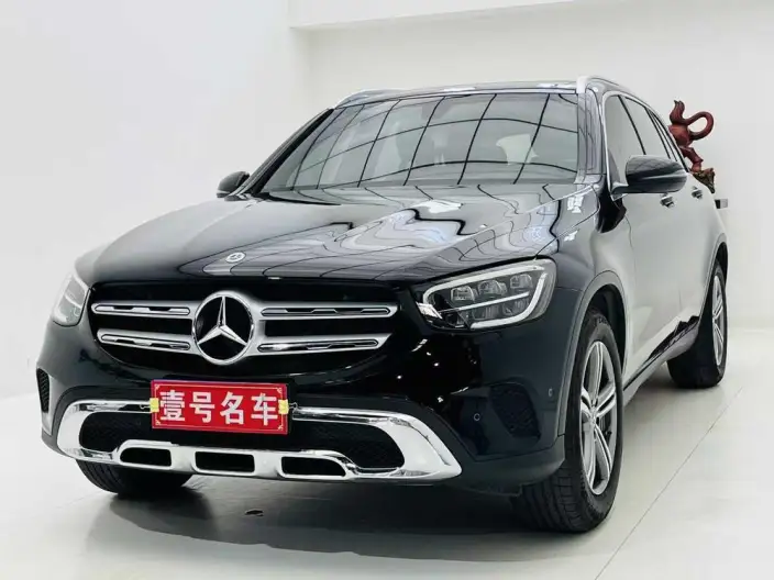 Mercedes-Benz GLC 2021 Model GLC 260 L 4MATIC Dynamic Model – фото 1