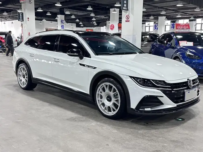 Volkswagen CC 2023 Model Hunting vehicle 380TSI Hunting Heart Edition – фото 3