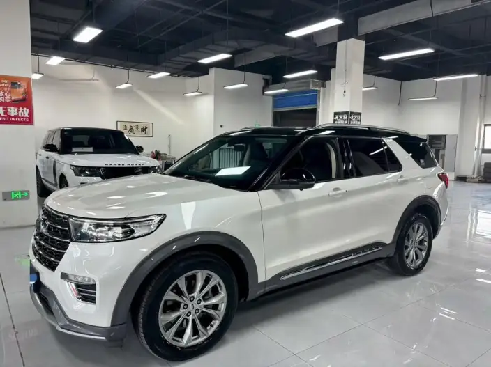 Ford Explorer 2020 Model EcoBoost 285 4WD Fashion edition 7 seat – фото 1