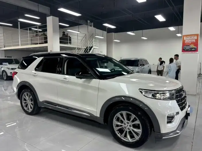 Ford Explorer 2020 Model EcoBoost 285 4WD Fashion edition 7 seat – фото 3