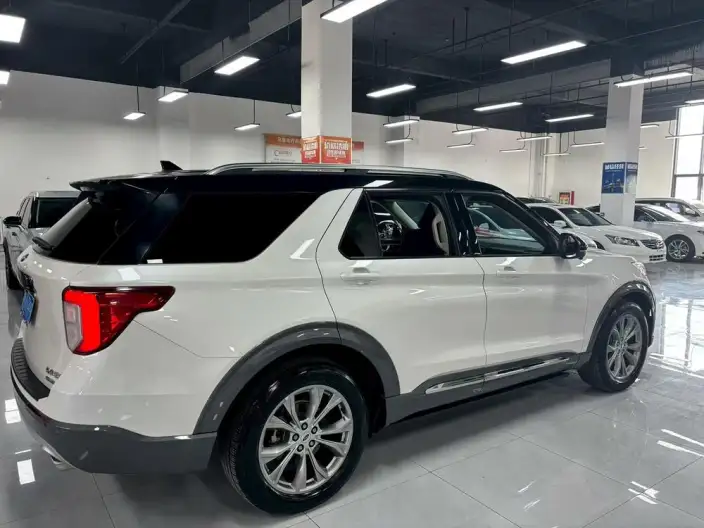 Ford Explorer 2020 Model EcoBoost 285 4WD Fashion edition 7 seat – фото 6