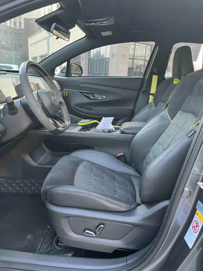 Changan UNI-T 2022 Model 1.5T Flagship Model – фото 8