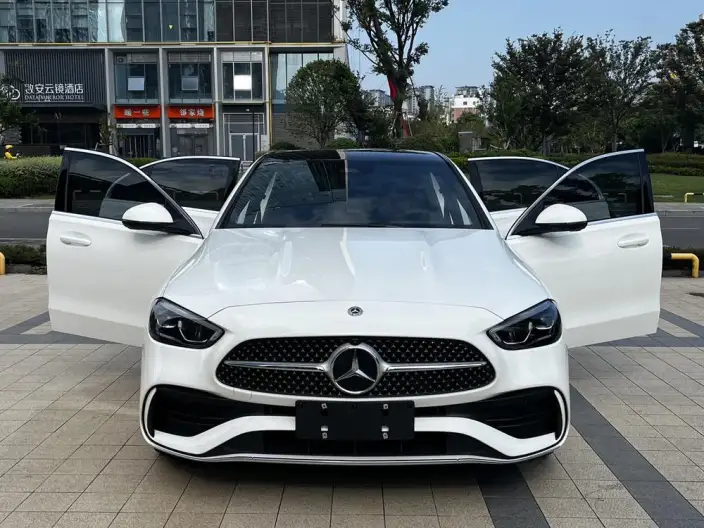 Mercedes-Benz C-Class 2025 Model C 260 L Sports Edition – фото 10