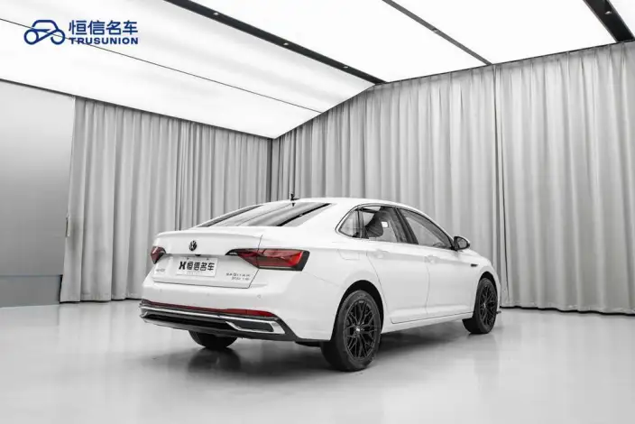 Volkswagen Sagitar 2023 Model 300TSI DSG Beyond Edition – фото 6